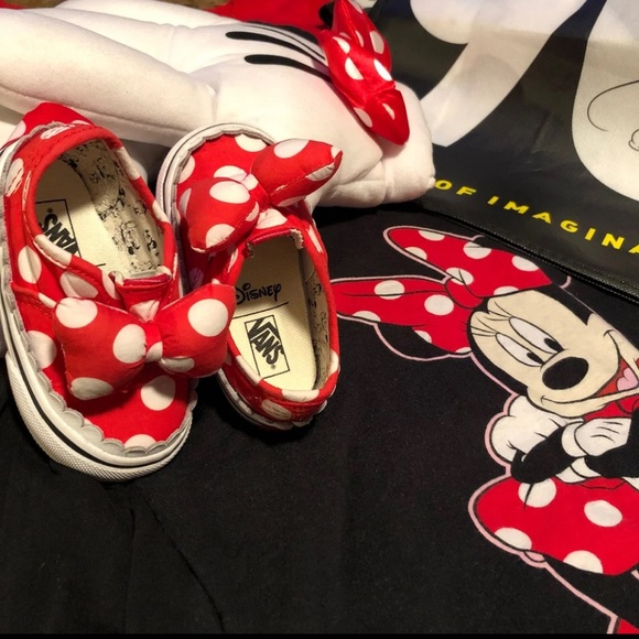minnie mouse vans size 6